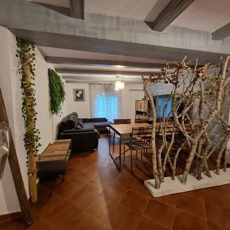 A 2 Kilometros De La Playa Holiday home *